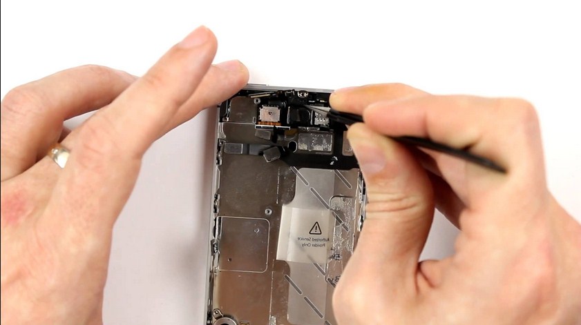 Does Your Smartphone Need Repair or Replacement: Few Checks