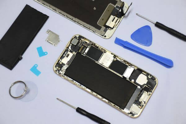 iPhone Battery Replacement